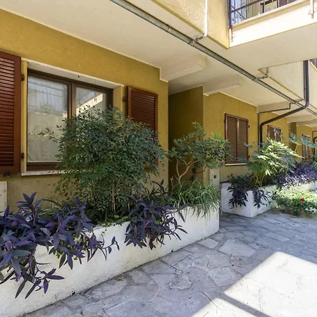 Terrazzo Sul Mare By Interhome *